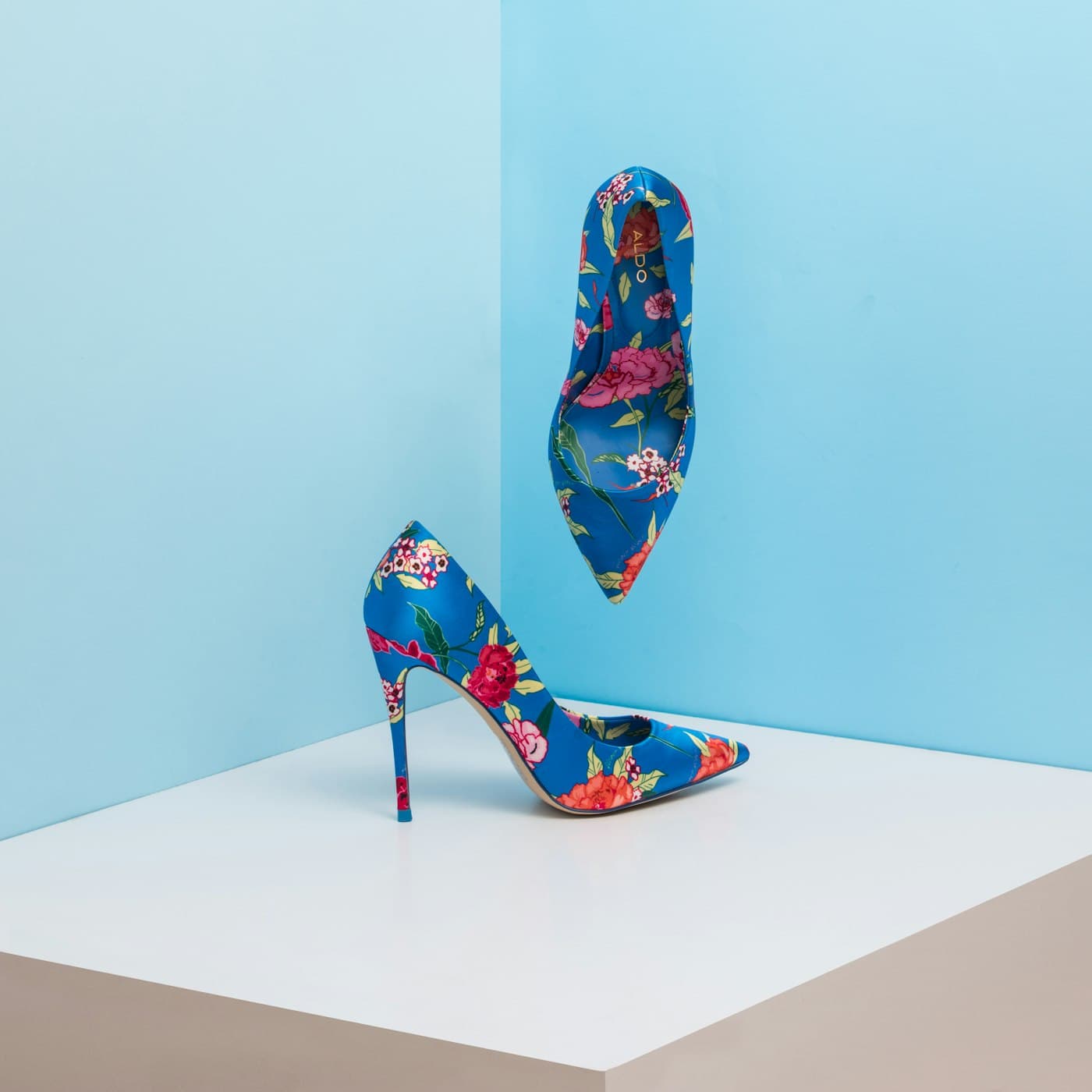 Noor Stiletto — Black view 2